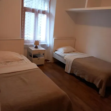 Apartment Ferienwohnung Apartman Pula