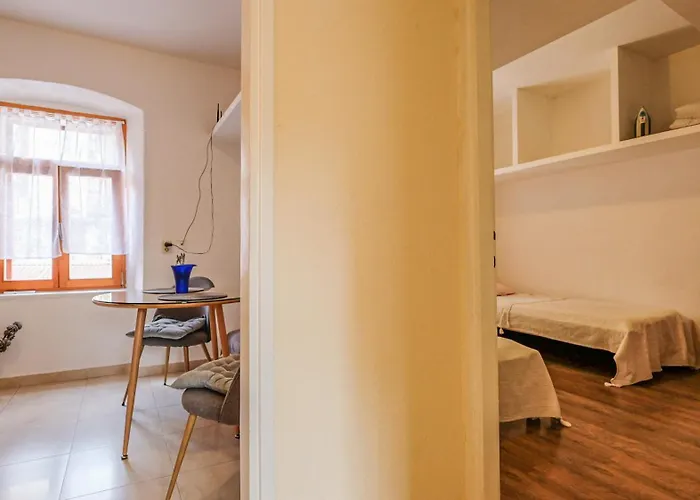 Apartment Ferienwohnung * Pula